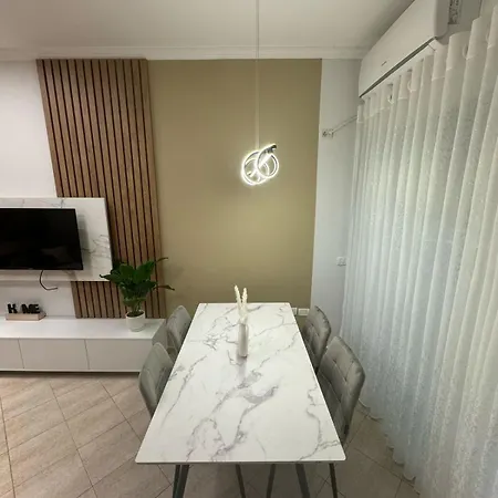 Apartment Pau's Daily Tirana